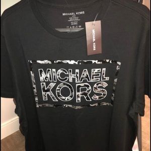 BRAND NEW - Michael Kors T-Shirt